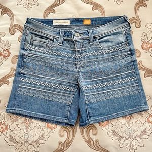 Anthropologie Women’s Pilcro and the Letterpress Embroidered Short EUC Size 27